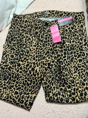 Brand new ladies, jeans, leopard print size 6